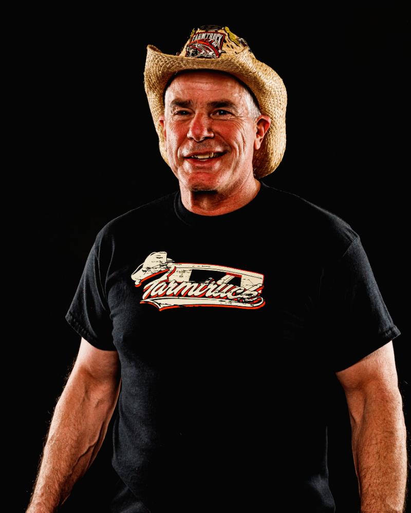 Farmtruck Classic T-Shirt / FREE STICKER INCLUDED. - Image 15